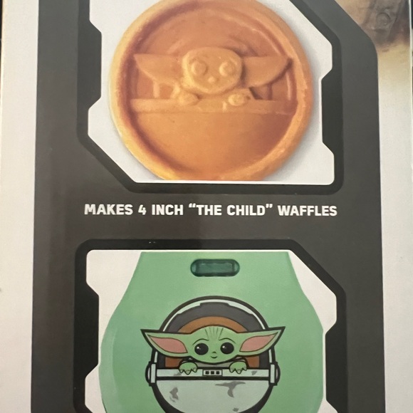 Star Wars The Mandolorian “The Child” Waffle Iron - Picture 4 of 4